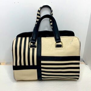 Betsey Johnson color block satchel in black/cream